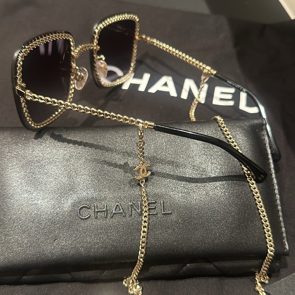 Chanel sunglasses - Picture 3 of 7